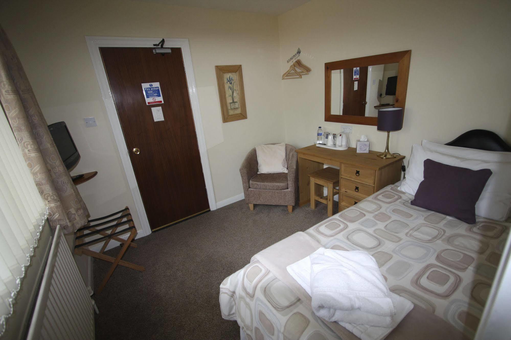 Broadwell Guest House Meriden  Zewnętrze zdjęcie